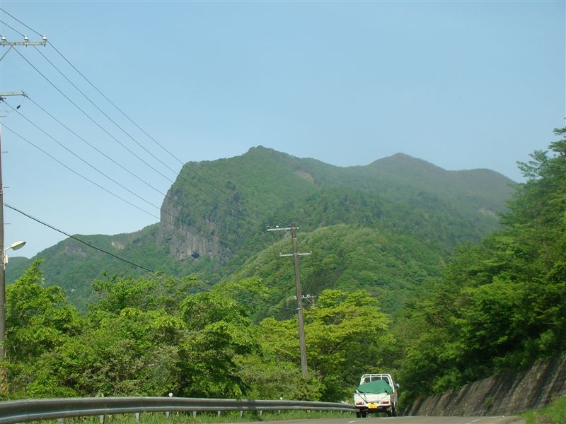 糸岳～小東岳へ・二口山塊「おじ山道中」…なんちゃって_a0127015_19305029.jpg