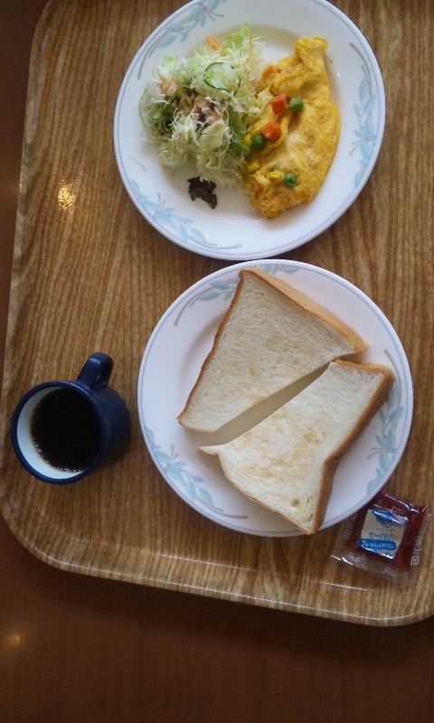 学食で朝食_c0190486_0445619.jpg