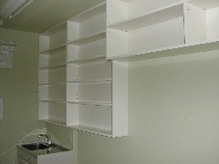 薬局受付・調剤室棚_b0179298_22592967.jpg