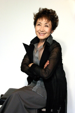 加藤登紀子 全シングル_b0033699_6313473.jpg