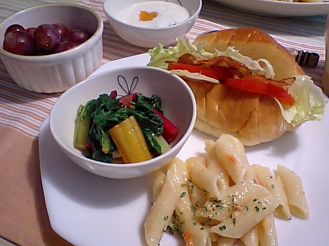 f0233900_0302223.jpg