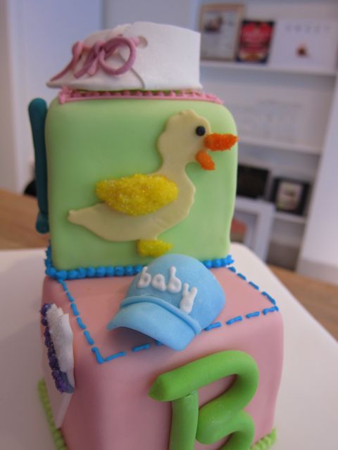 Baby Shower Cake_c0120817_14353100.jpg