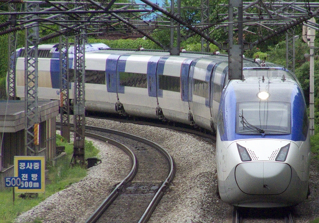 2010年5月26日　韓国高速鉄道 ＫＴＸ_e0162725_218467.jpg