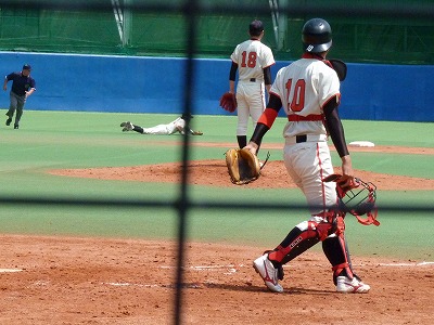 5月17日 東都大学野球2部 日本大対駒澤大 白崎勇気ノーヒットノーラン!_b0166128_1012966.jpg
