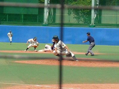 5月17日 東都大学野球2部 拓殖大対専修大 神宮第二球場の両翼は何M?_b0166128_11112339.jpg