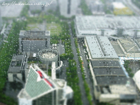 雨に沈んだ街_f0039056_23353592.gif