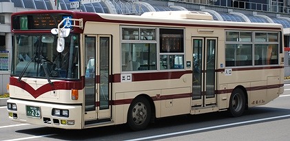 京福バスの西工96MC 3題 _e0030537_2305251.jpg