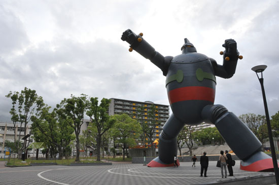 神戸・等身大鉄人28号写真アップ!_e0171573_155327.jpg