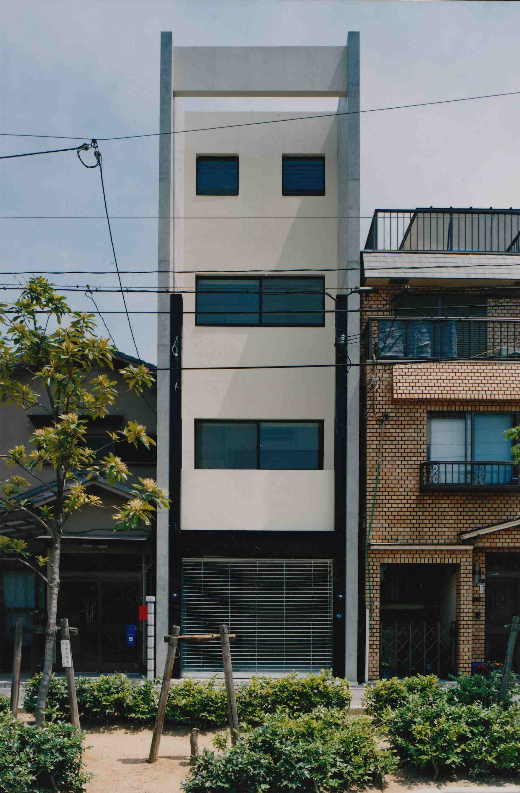 うなぎの寝床 Improvised Architecture And Design うなぎの寝床 Improvised Architecture And Design