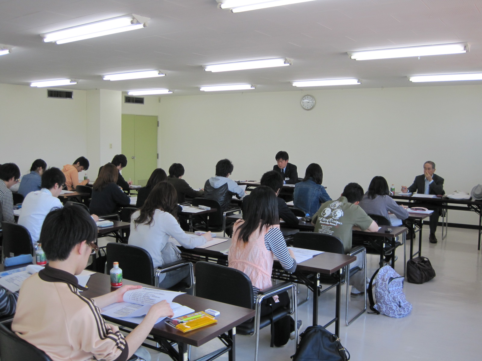 福島大学学生がエリアキャンパスで来所_f0226571_17401832.jpg