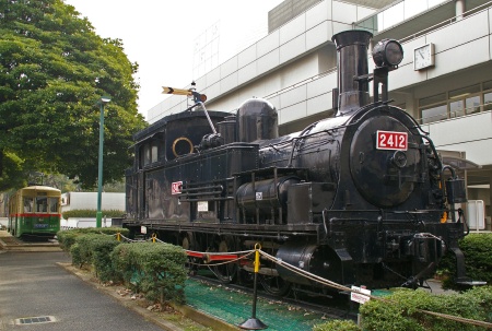 徒歩日記　トホホ日記　～気になる屋外展示～_c0185241_112681.jpg