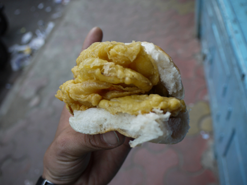 インドの朝御飯_e0145685_6484312.jpg