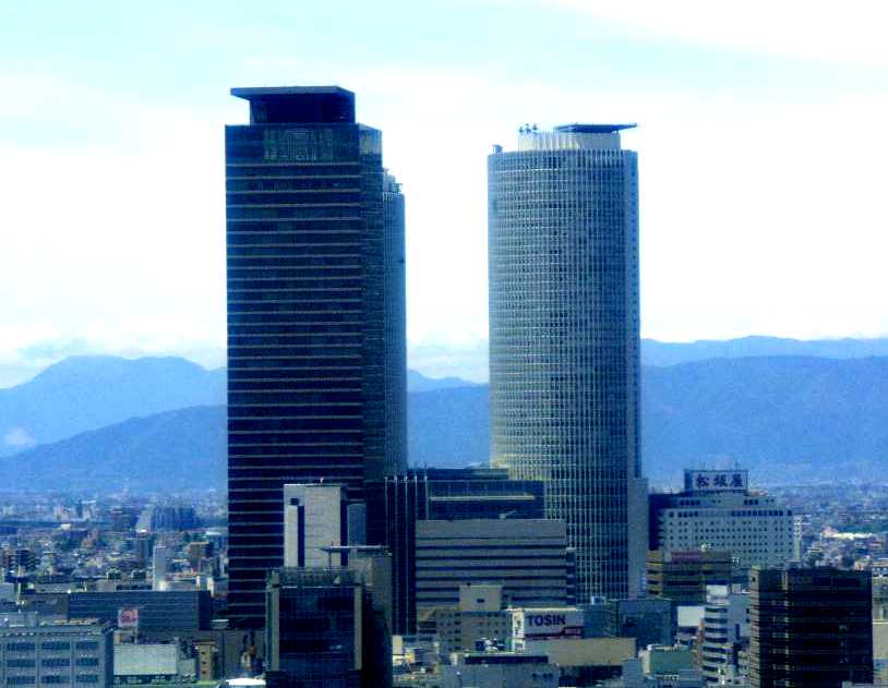 　都市の風景　　名古屋駅前その２　　　　５．３０_d0140806_17113267.jpg