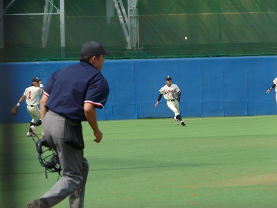 5月25日 東都大学野球2部 日本大対拓殖大 最下位決定戦 沈み行く日大_b0166128_1025144.jpg
