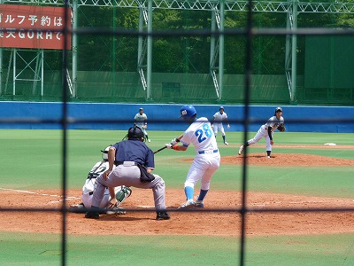 5月25日 東都大学野球2部 青学大対東農大 強豪捕手小池翔大_b0166128_932098.jpg