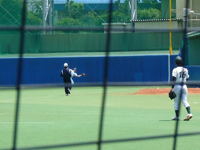 5月25日 東都大学野球2部 青学大対東農大 強豪捕手小池翔大_b0166128_9341328.jpg