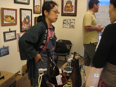 「安曇野二蔵呑みあるきinひつじ屋」大盛況!_b0140235_1352455.jpg