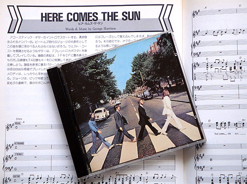 『HERE COMES THE SUN』_c0137404_22201038.jpg