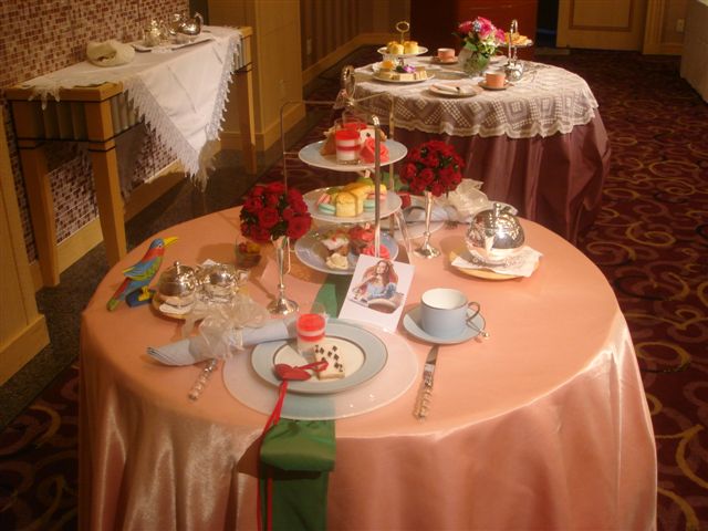 Alice in wonderland!!!_f0206212_14565158.jpg