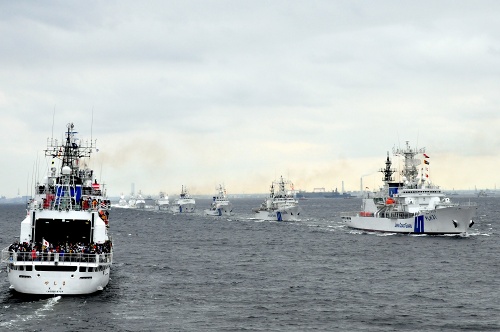 平成22年度海上保安庁観閲式_e0158925_063750.jpg