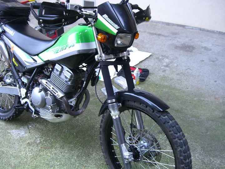 スーパーシェルパフロントフェンダー緑色カワサキ純正バイク部品　品薄希少品 スーパーシェルパフロントフェンダー緑色カワサキ純正バイク部品