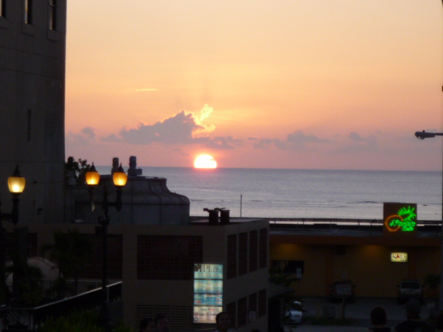 e0162472_03938.jpg