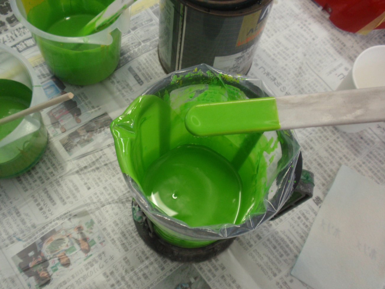 ライム グリーンの 調色 伯爵夫人 と 陸王