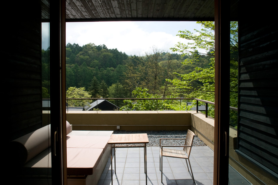 軽井沢　星のや　山路地の部屋_e0127948_18421166.jpg