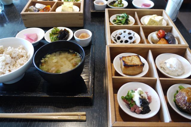 久しぶりの銀座、泥武士でランチ♪♪♪です_b0175688_20243427.jpg