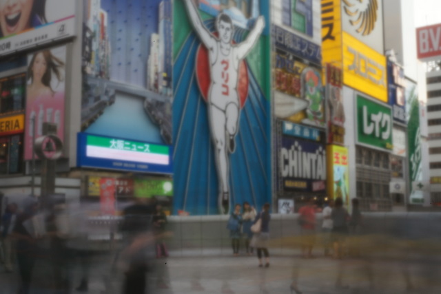 デジタルカメラは針穴写真機の夢を見るか_d0138130_332583.jpg