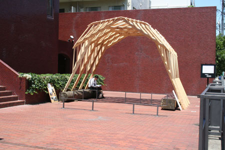 東京大学大学院木質材料学研究室展開催中です。_f0171840_134392.jpg