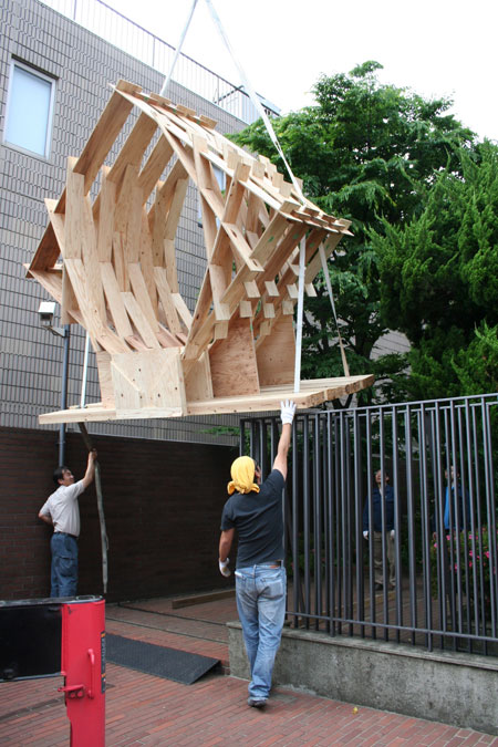 五月祭パビリオンの建て方風景(前編)_f0171840_934622.jpg