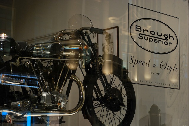 New Brough Superior --Motorcycle Classics Vol.3--_f0164058_7372459.jpg