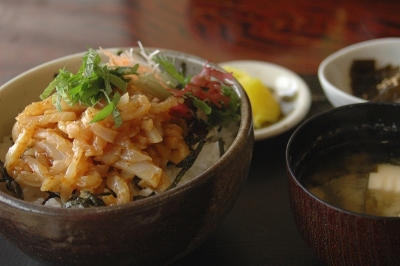 鰺ヶ沢ランチ食べ歩き ~ ドライブイン汐風_f0236270_16221930.jpg