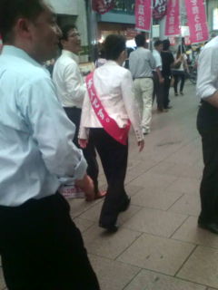 中川圭さんの事務所開き(2)_e0094315_19555872.jpg