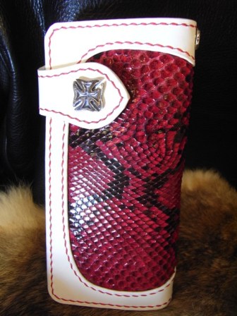 ◆限定◆レッドパイソン入荷!!_e0087043_18454130.jpg