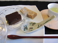 お茶を楽しむ簡単和菓子_d0139350_19271025.jpg