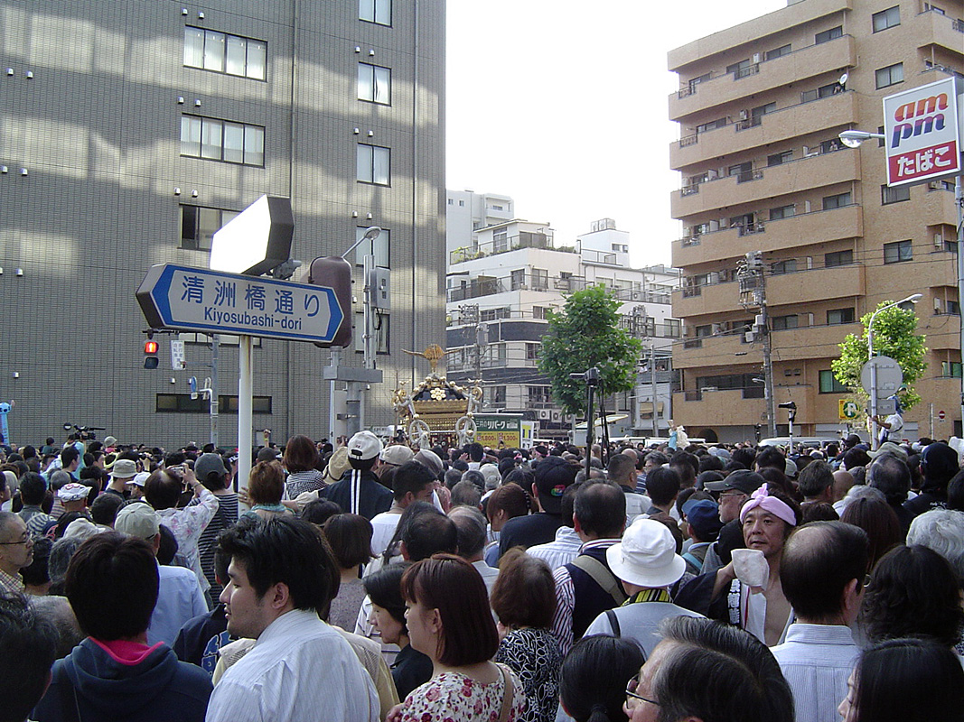 さすが、東京下町♪_e0026606_2111574.jpg