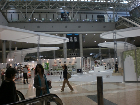 インテリアライフスタイルショー２０１０　＆　スイーツ_f0083294_1943737.jpg