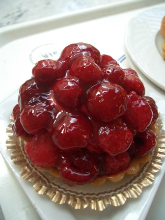 一目惚れラズベリータルト_a0159707_2474621.jpg
