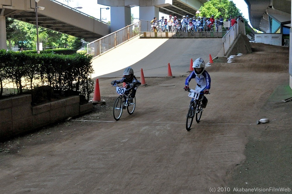 ２０１０JOSF川口ゴリラ公園６月定期戦VOL4：ミルキー8、９クラス決勝　_b0065730_13512732.jpg