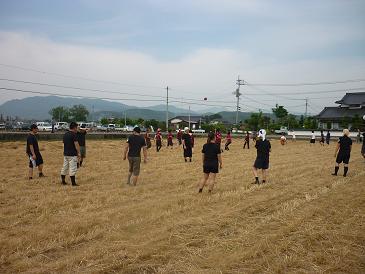 泥田バレー2010_f0202633_9103124.jpg