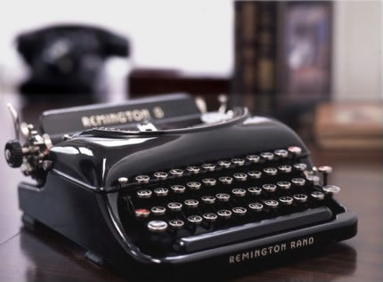 タイプライターは楽器の夢を見る Page D Ecriture タイプライターは楽器の夢を見る Page D Ecriture
