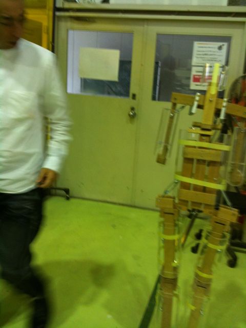 大阪成蹊大学(芸)とピノキオ(有)とキッズクラフト産学連携事業_d0076558_2365215.jpg
