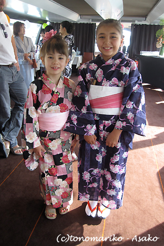 バブー家の結婚式 〜ちびっ子編〜_c0024345_20171122.jpg