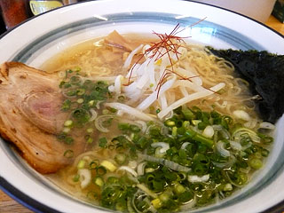 麺屋 無双@米子 ★☆ (牛骨らーめん)_f0080612_2345243.jpg