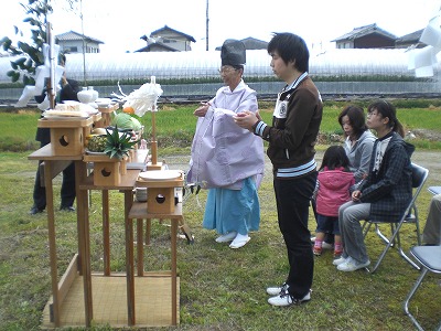 地鎮祭　＆　着工式　＆　上棟式　＆　構造見学会　＆　工場見学会_f0188225_17264749.jpg