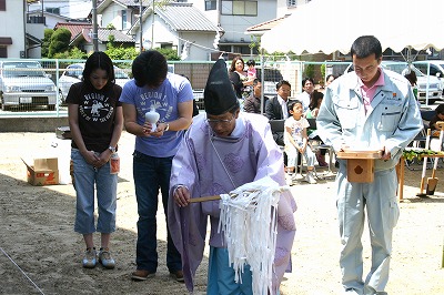 地鎮祭　＆　着工式　＆　上棟式　＆　構造見学会　＆　工場見学会_f0188225_17493390.jpg