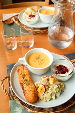 「お家カフェごっこ nico@cafe」のnicoさん登場!_c0039735_21312283.jpg