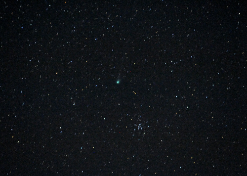 マックノート彗星と天の川_e0120896_8415176.jpg